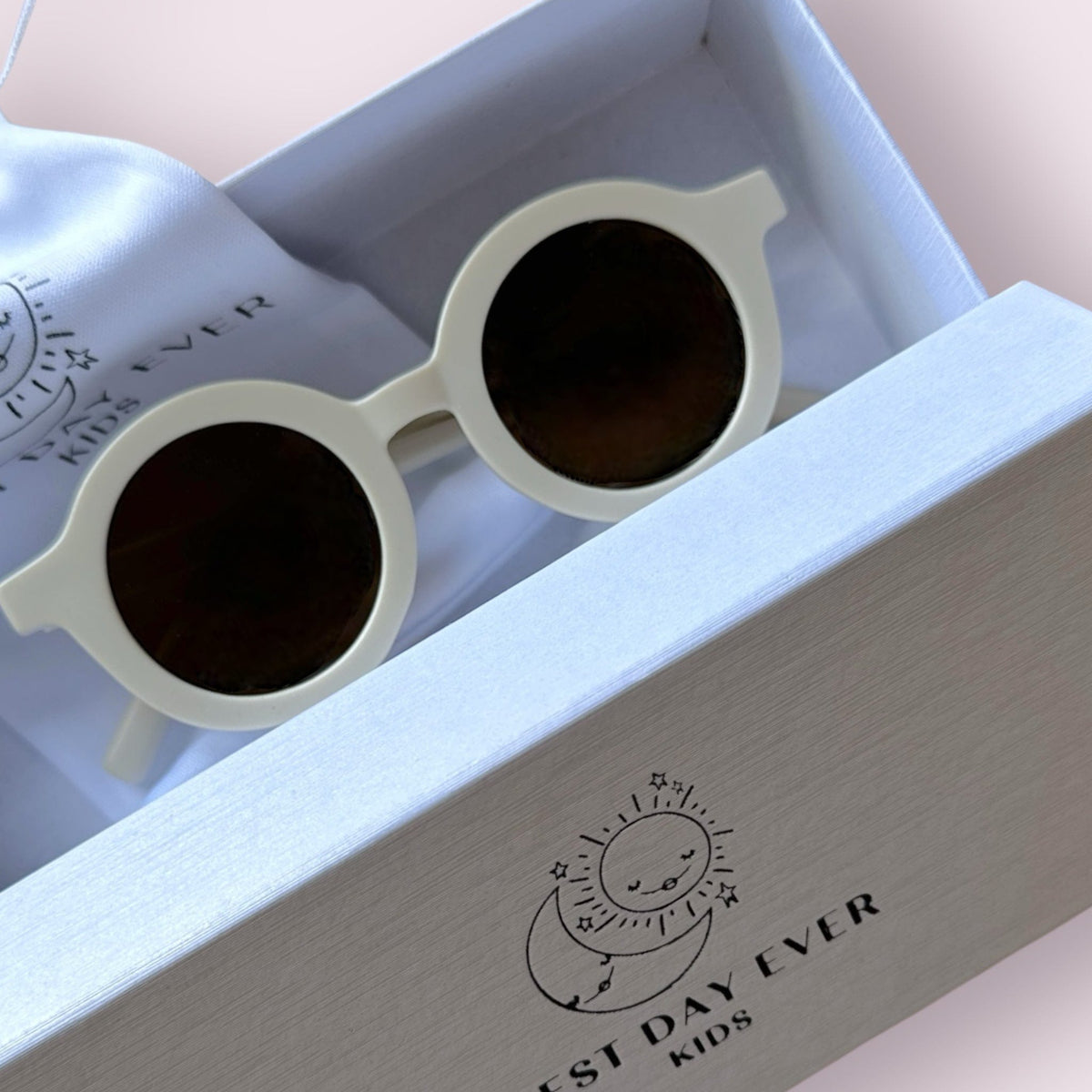 Signature Sunnies in a Best Day Ever Kids gift box