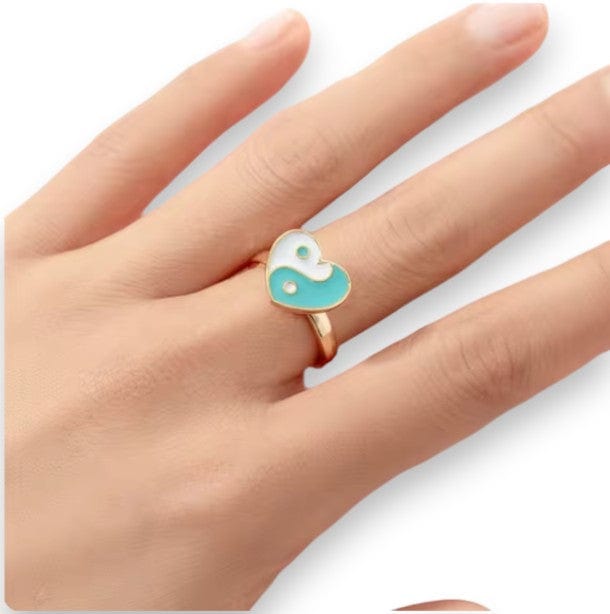Teal yin-yang heart spinner ring